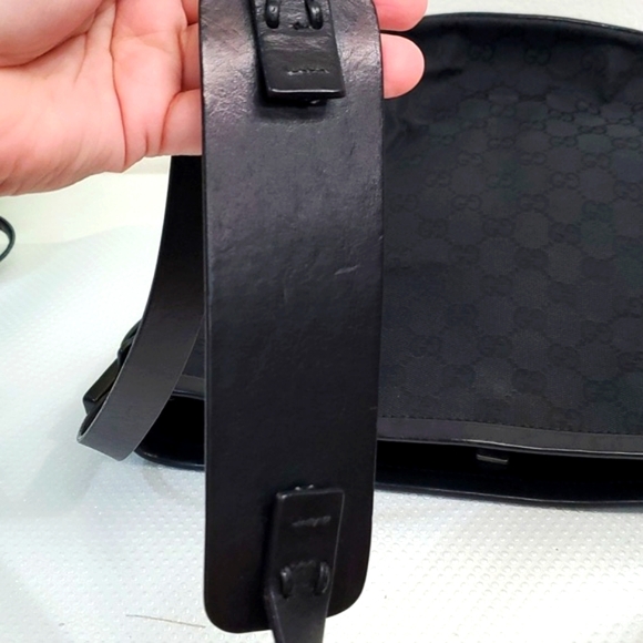 ๐ฎ๐น Gucci Black GG Canvas Monogram Leather Trim Bucket Shoulder Bag ๐ฎ๐น ๐ค๐ค - Picture 11 of 17